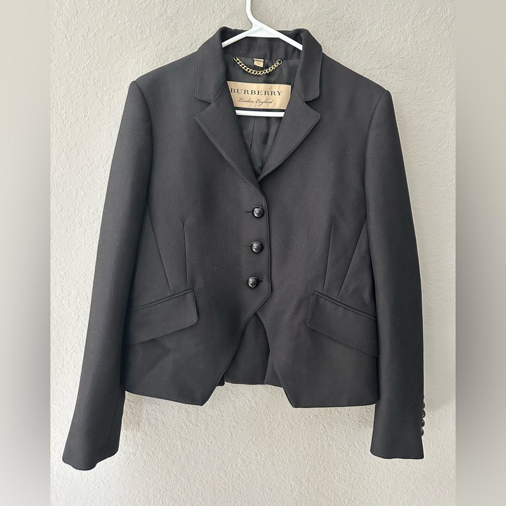 Burberry black blazer jacket wool blend wooden logo buttons Sz US 10 NWOT